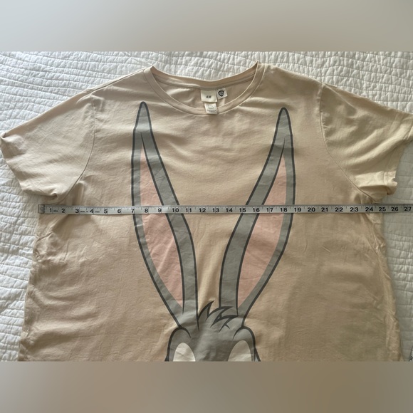 H&M Bugs Bunny Graphic Short Sleeve Tee - Picture 8 of 8